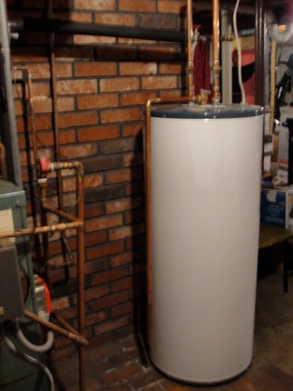 Water Heater DSC01555