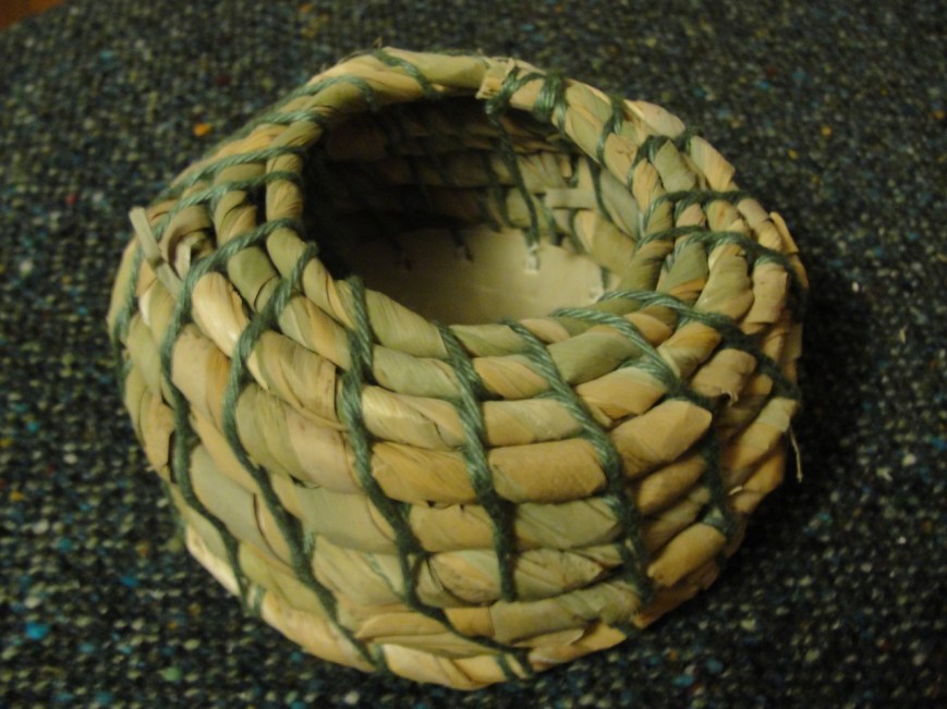 Cattail basket MJ DSC00428