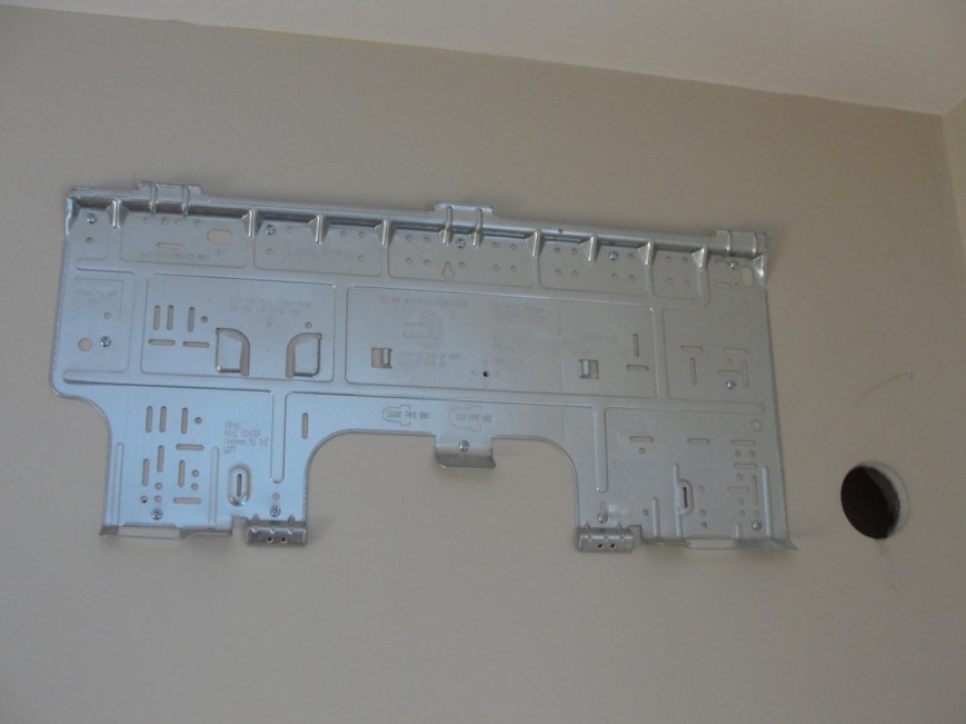 Heat pump wall mount