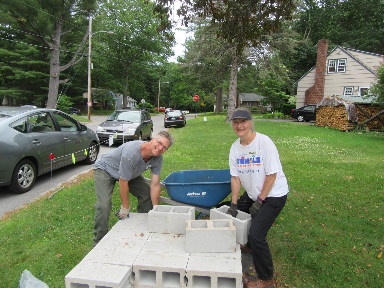 Mike &amp; Sharon hauling cinder blocks