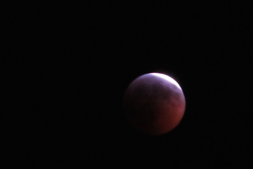 Lunar Eclipse almost full – Version 2